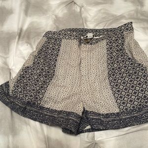 Summer shorts with pattern